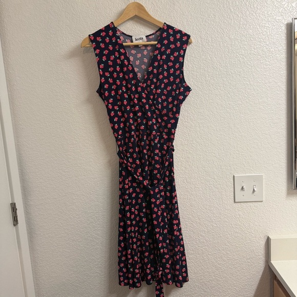 Leota Navy Faux Wrap, Strawberry Print Dress Size M - Picture 1 of 3